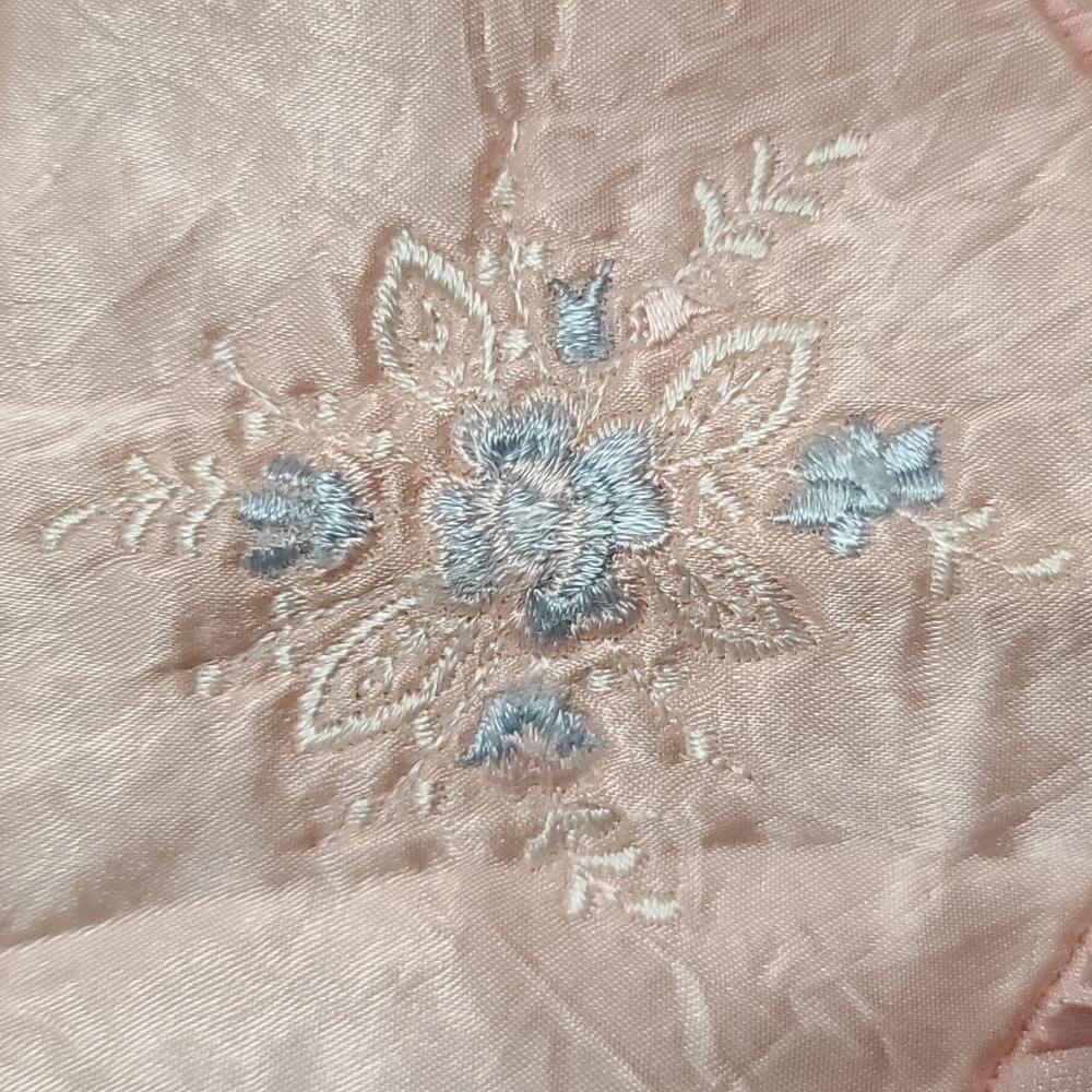 VTG Dreamwear Nightgown Pink Lace Trim Embroidered Flowers USA Size M EUC - Picture 2 of 7